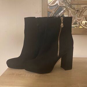 Guess Black Heeled Boots with Gold Accent